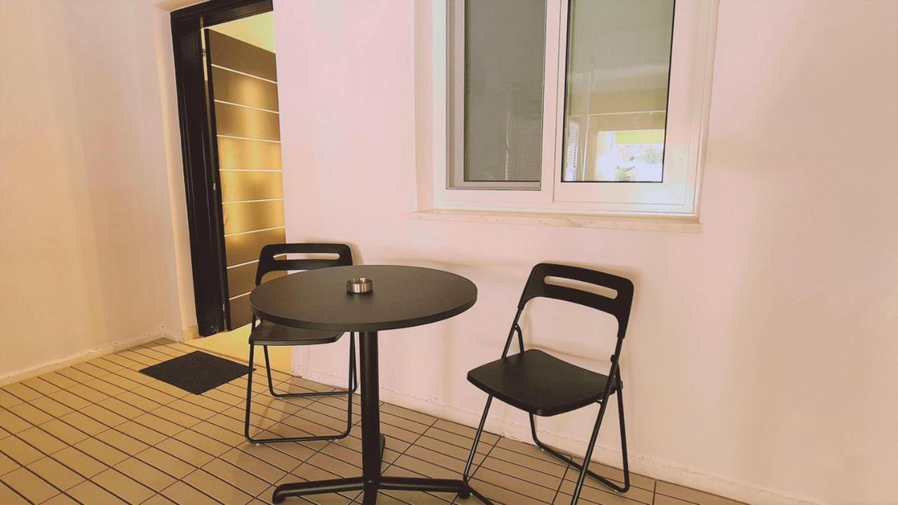 Apartment Mezarina 2 *